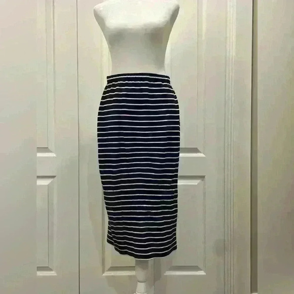 Navy blue and white striped maxi shirt. Max studio size small - Picture 1 of 4